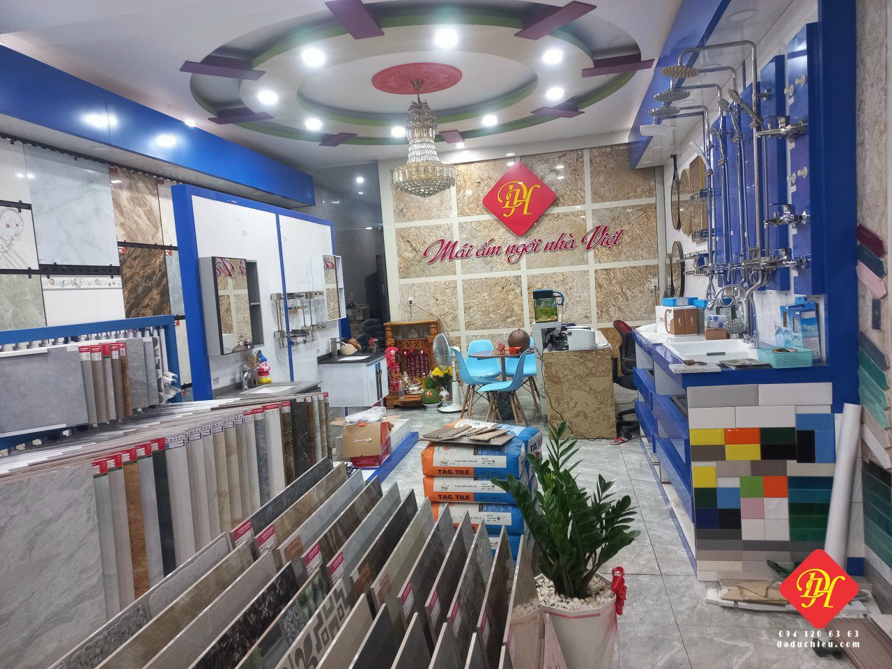 BÀN GHẾ ĐÁ GRANITE - CẨM THẠCH